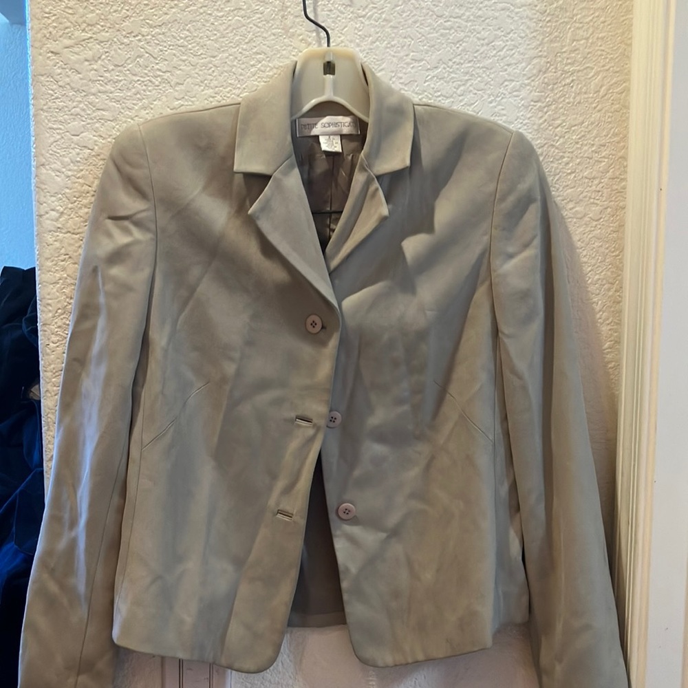FINAL MARKDOWN Petite sophisticate silk jacket 2p